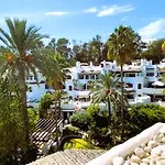 Golden Beach Penthouse, Elviria, Marbella