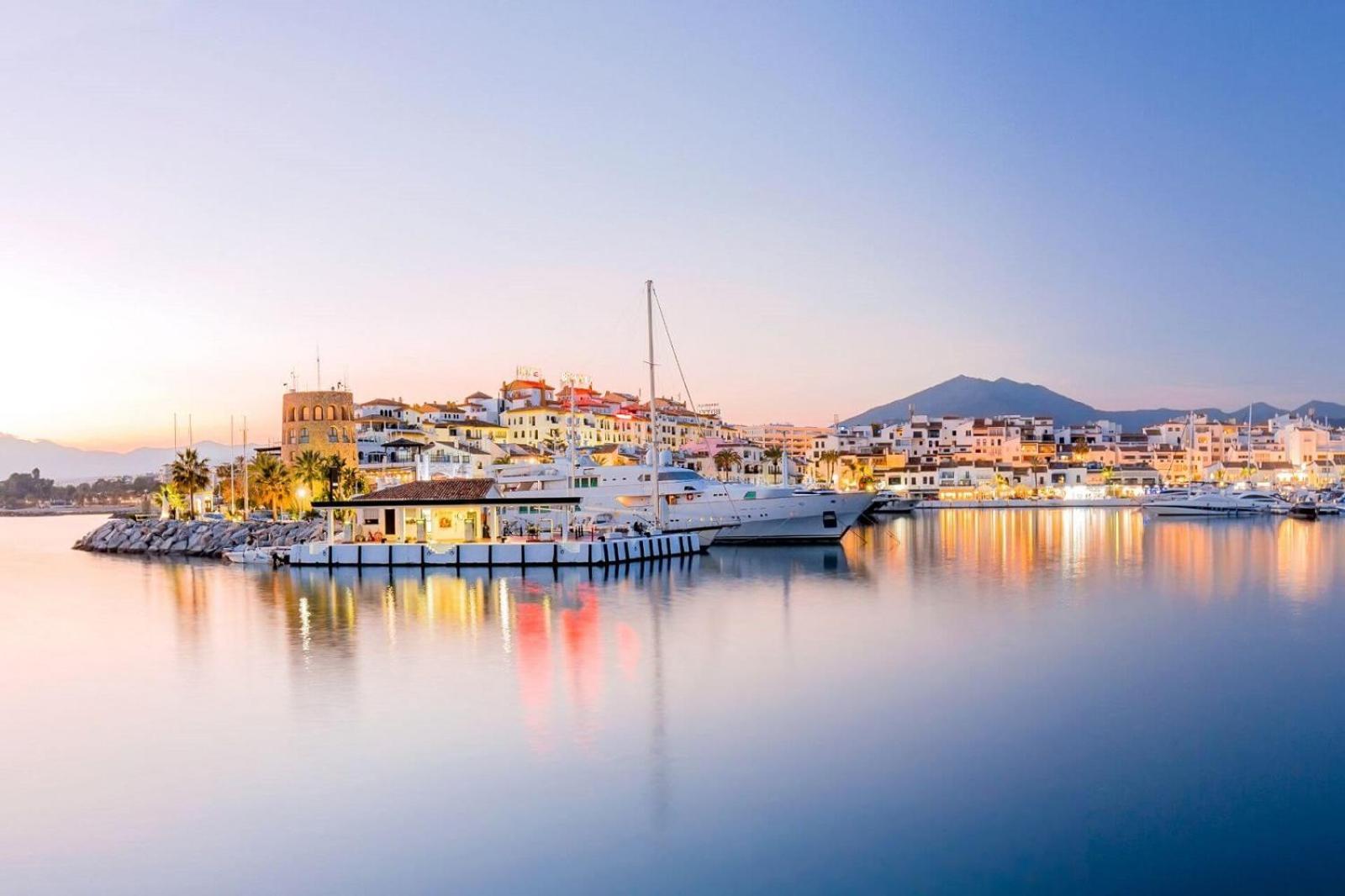 Golden Penthouse, Elviria, Apartment Marbella