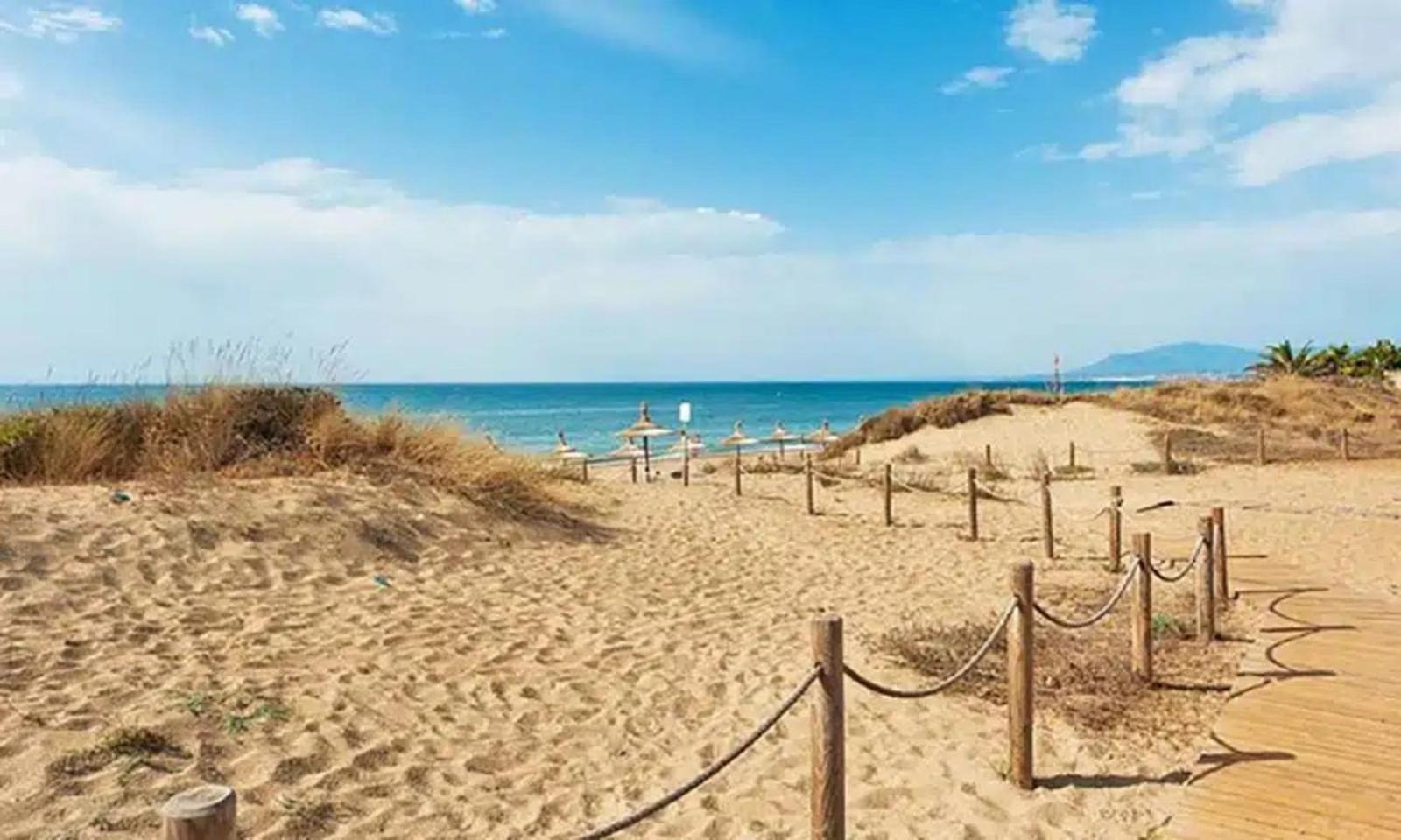 Golden Penthouse, Elviria, *